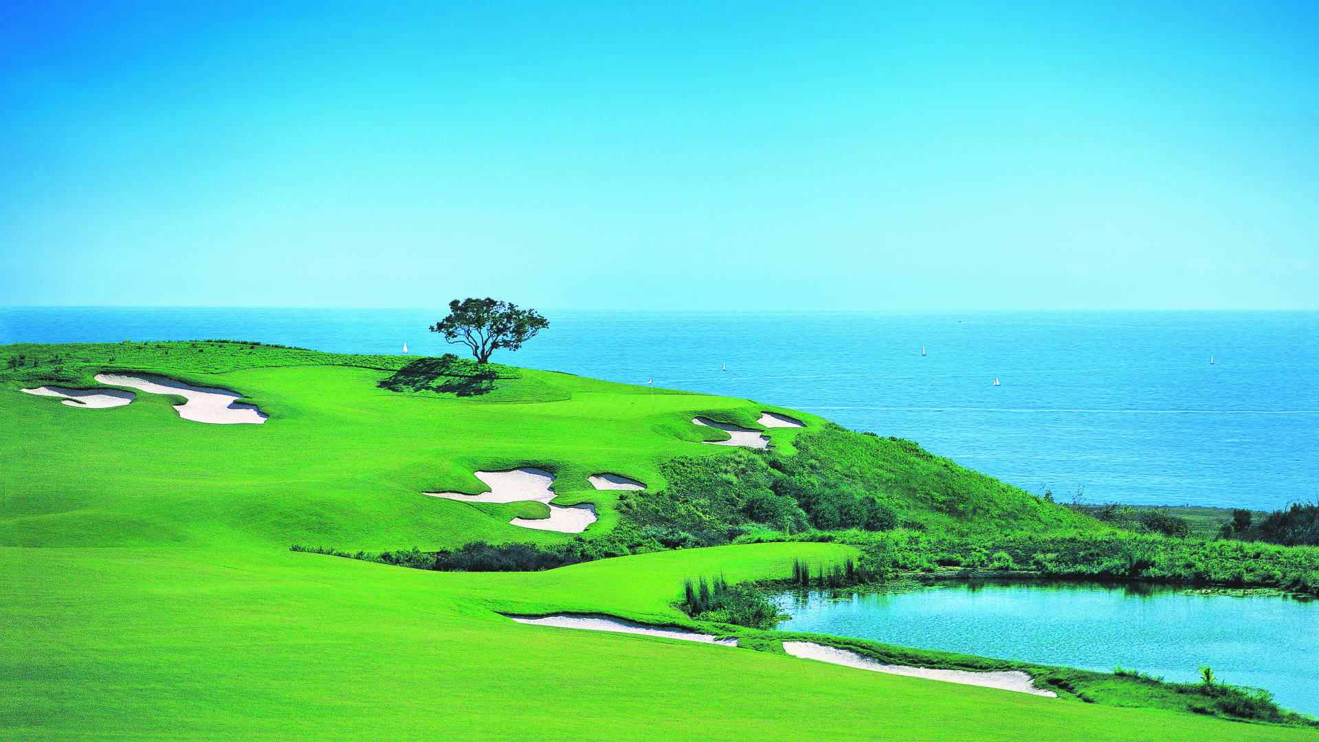 Newport Beach Golf Resort | The Resort at Pelican Hill