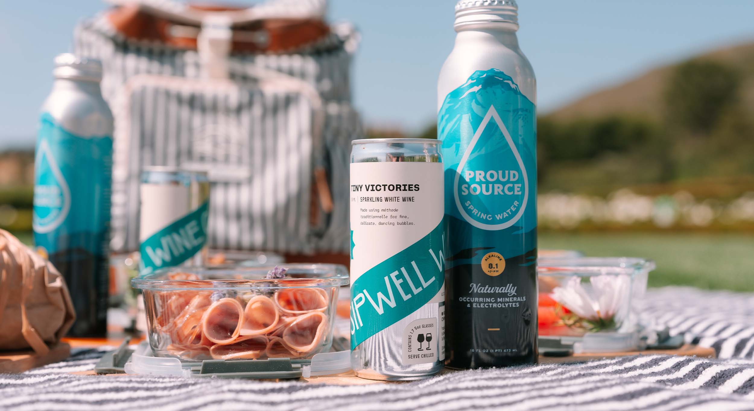 pelican picnic drinks