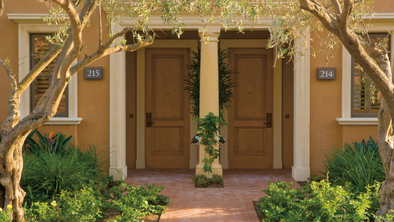 bungalow guest room entrance