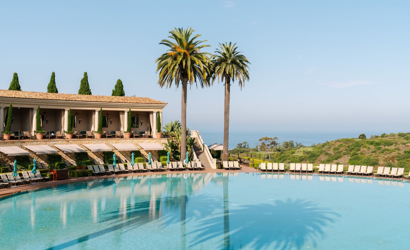 colisem pool ocean view