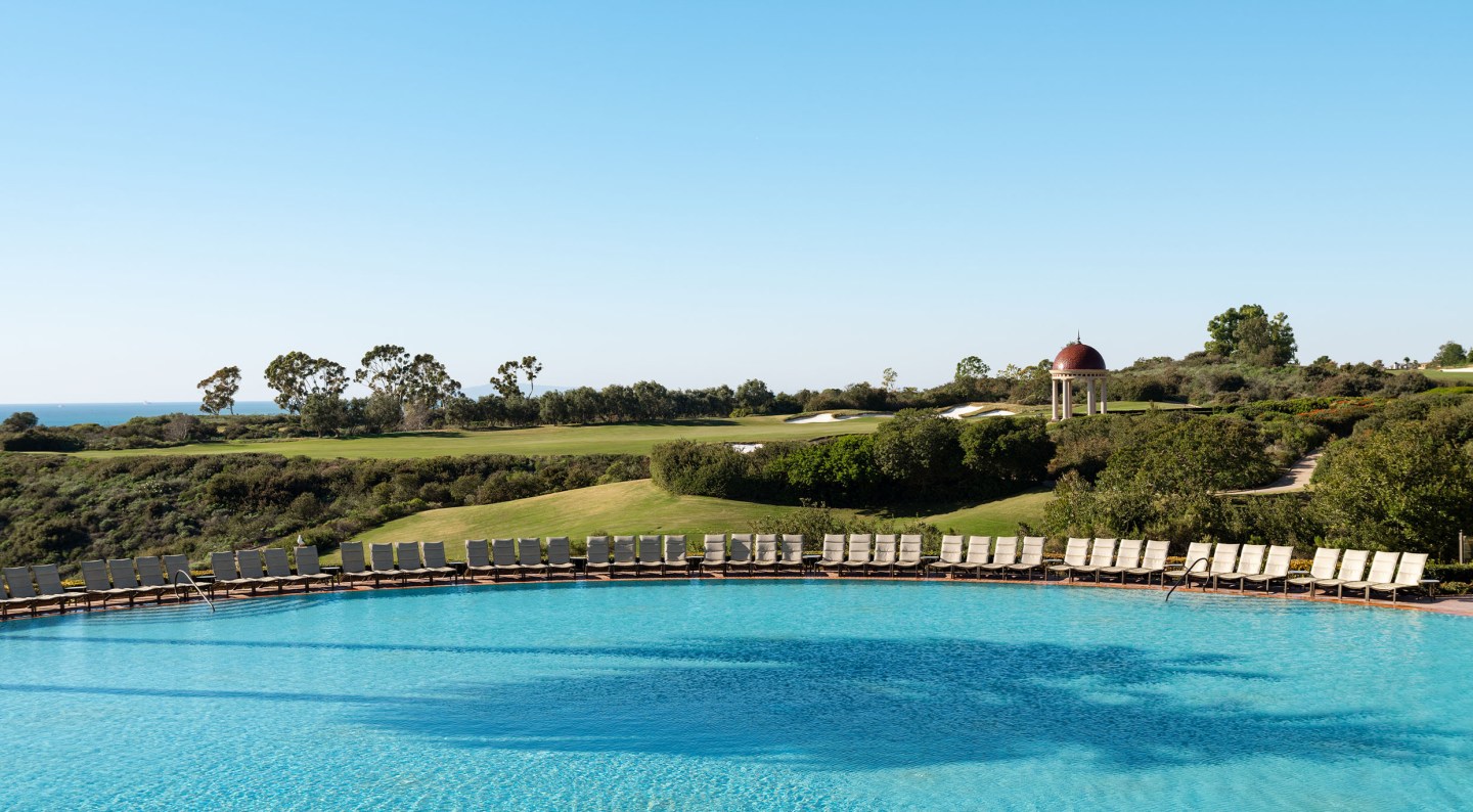 coliseum pool skyline